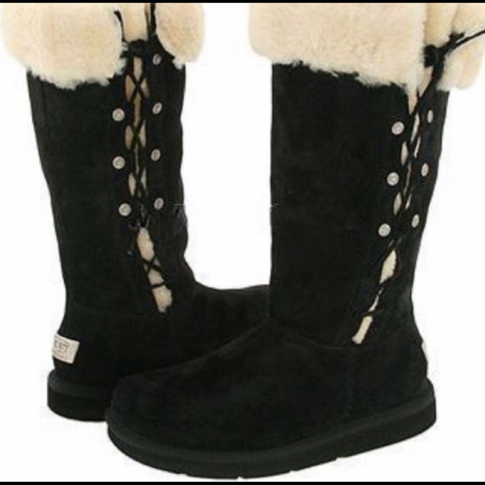 UGG black suede boots in EUC